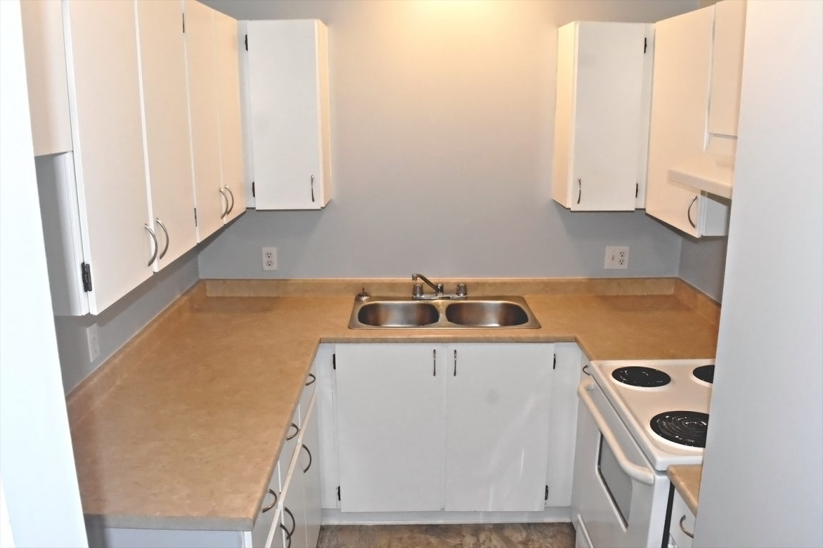 Drake Apartments 755 Drake Crescent, Prince Rupert, BC V8J 4K3 Zumper