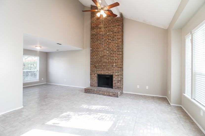 3511 Jasmine Ln - Photo 2 of 15