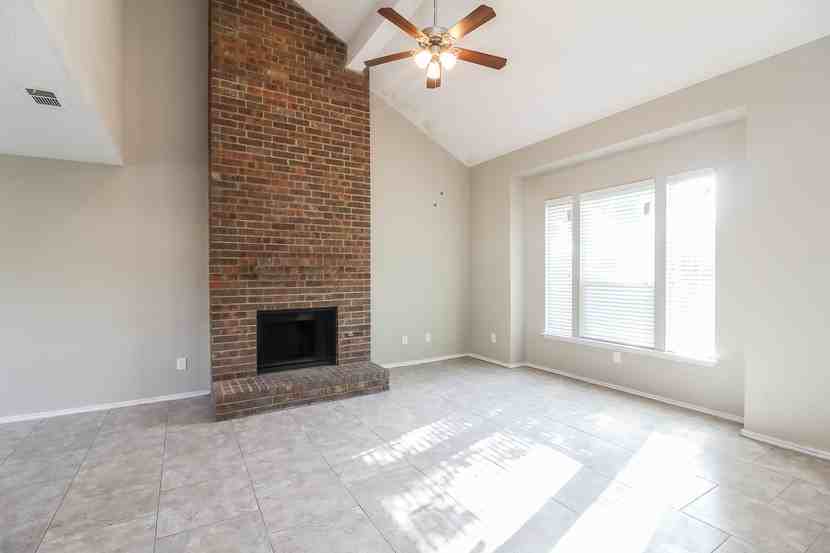 3511 Jasmine Ln - Photo 3 of 15