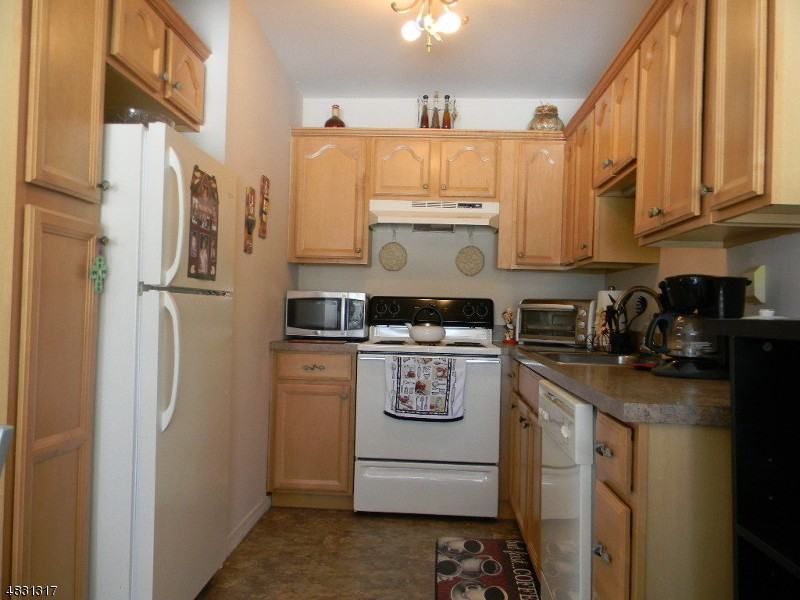 680 NJ-15 - Photo 2 of 12