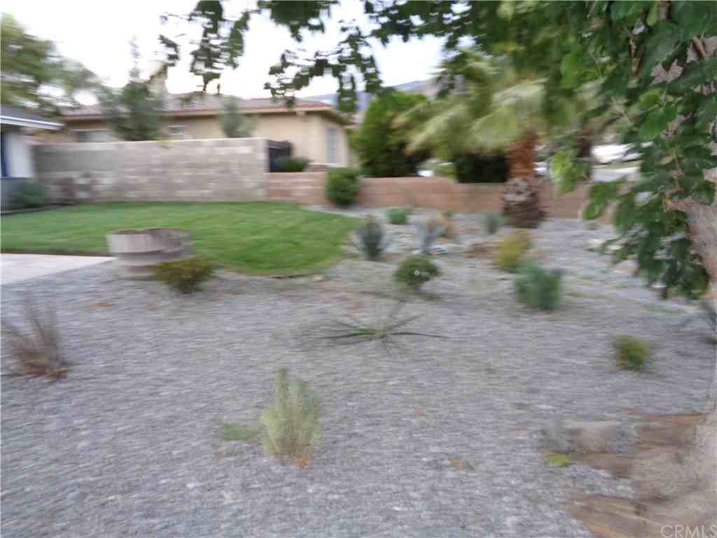 4122 Newport Ct N - Photo 2 of 10