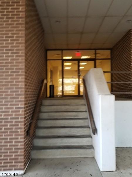 96 Millburn Ave - Photo 3 of 22