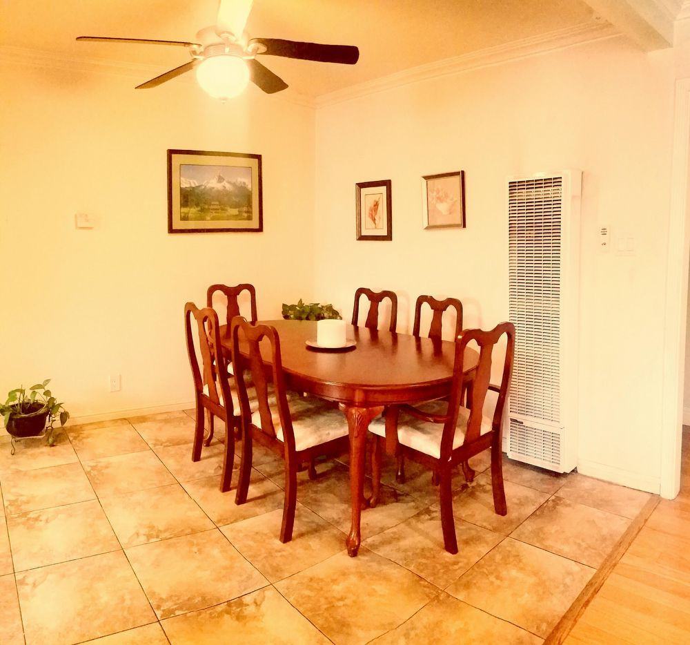 375 Azalia Dr - Photo 2 of 9