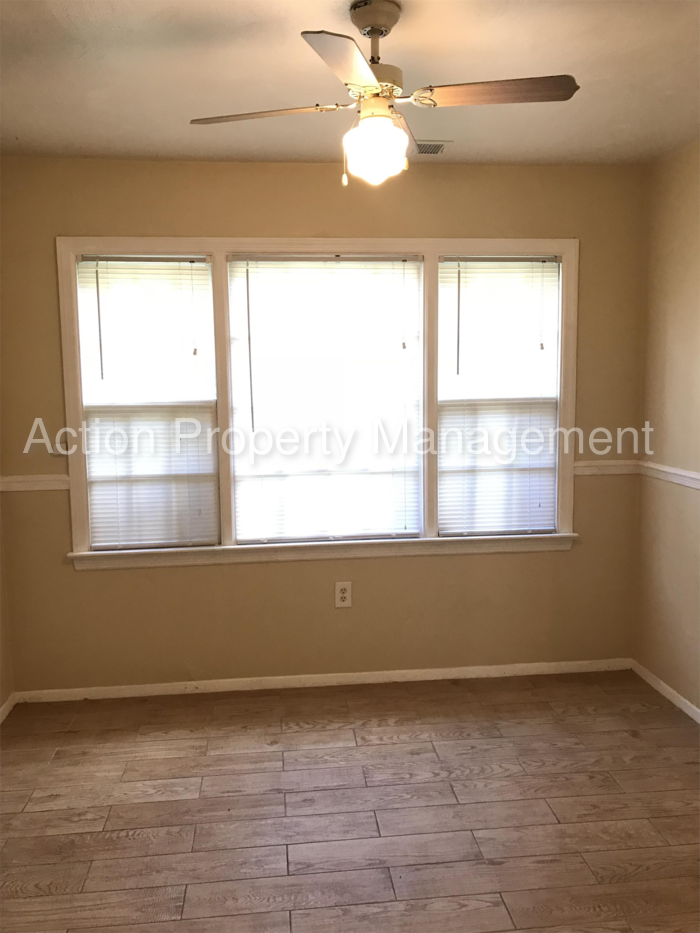 6617 Stoney Point S - Photo 3 of 9