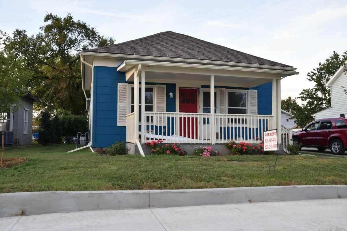 1120 West 9th Street - Photo 2 of 2