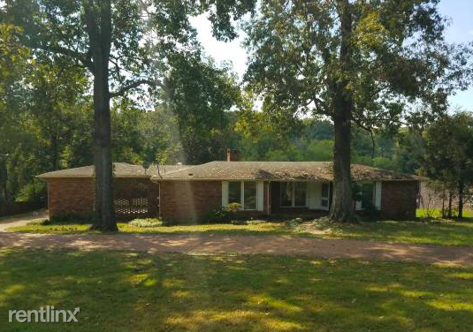 921 Davidson Dr - Photo 2 of 6