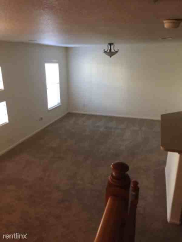11877 Oak Hill Way - Photo 3 of 22