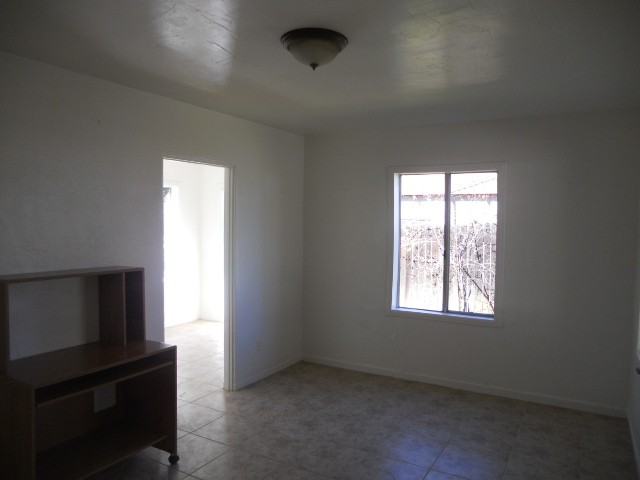 233 E 5th St - Photo 3 of 11