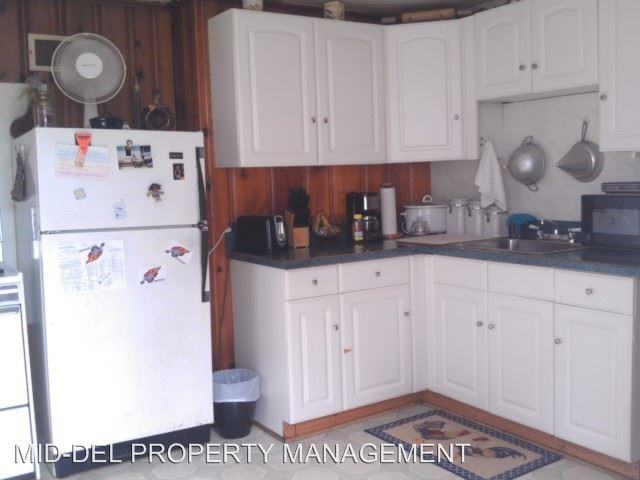 21 & 23 S. Delaware Street - Photo 3 of 10