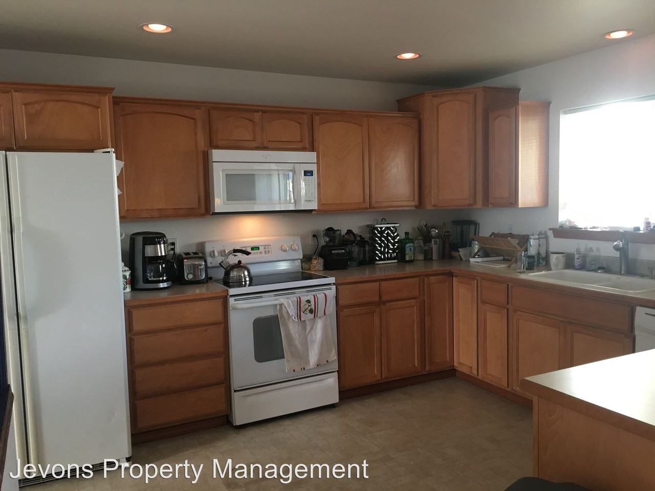 4905 Overbluff Dr - Photo 2 of 17