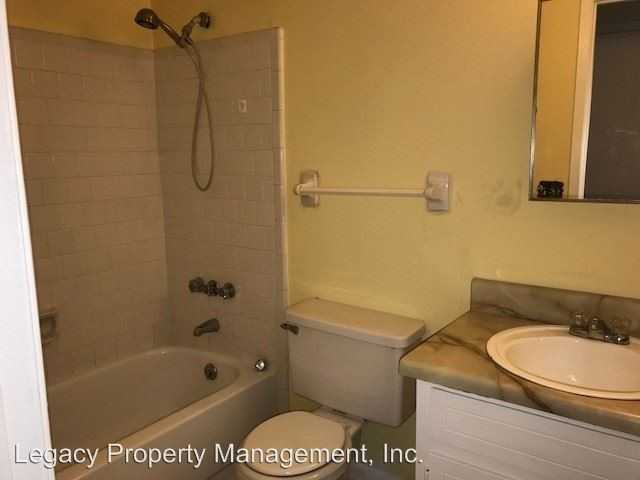 5085 Yacht Harbor Cir - Photo 3 of 8