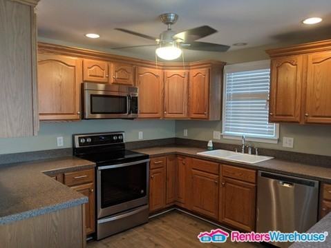 228 Harmony Rd - Photo 2 of 14