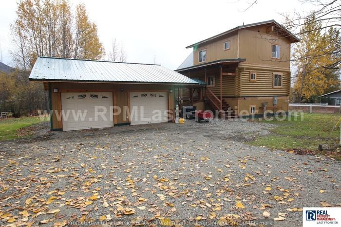 19180 Beverly Ave - Photo 2 of 21