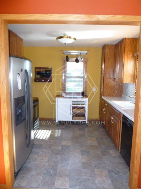 7427 Vincent Ave S - Photo 2 of 12