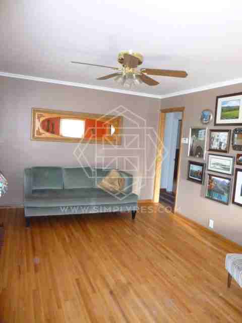 7427 Vincent Ave S - Photo 3 of 12