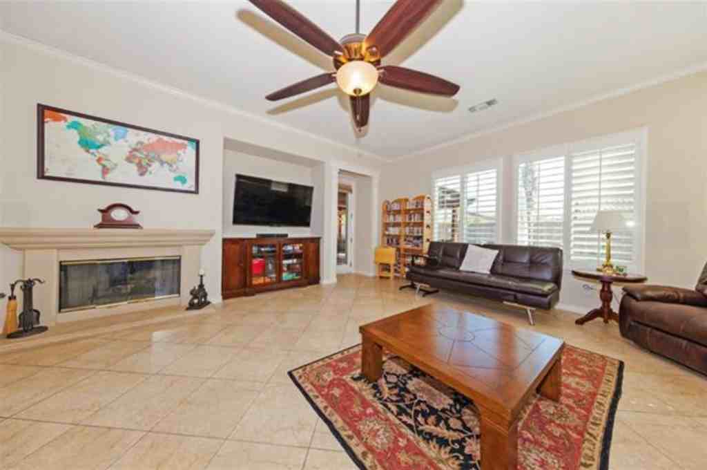 2740 Sadlers Creek Rd - Photo 3 of 10