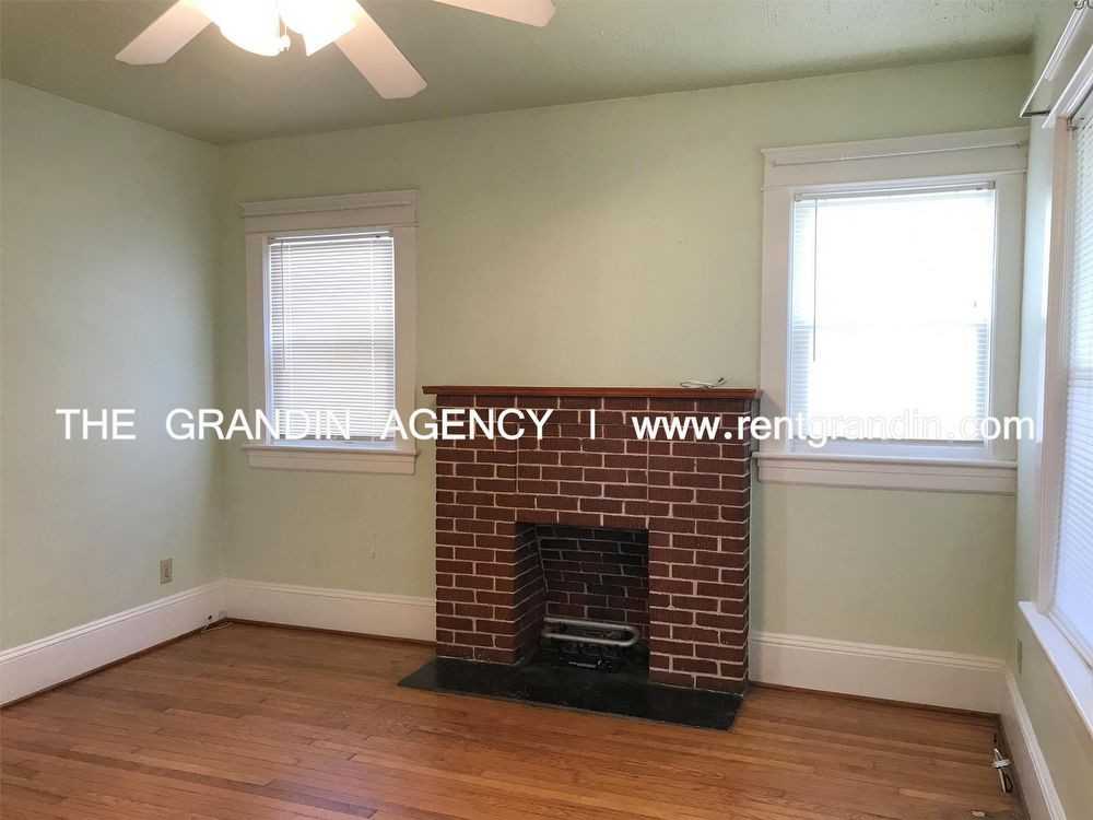 527 Arbutus Ave SE - Photo 3 of 18