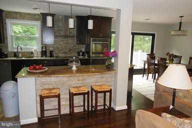 1211 Providence Rd - Photo 3 of 26