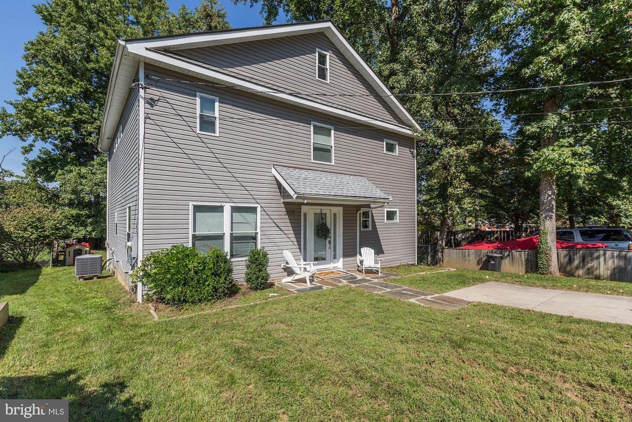 3518 Oak Dr - Photo 2 of 46