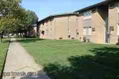 Dearborn West Apartments - Photo 2 of 9