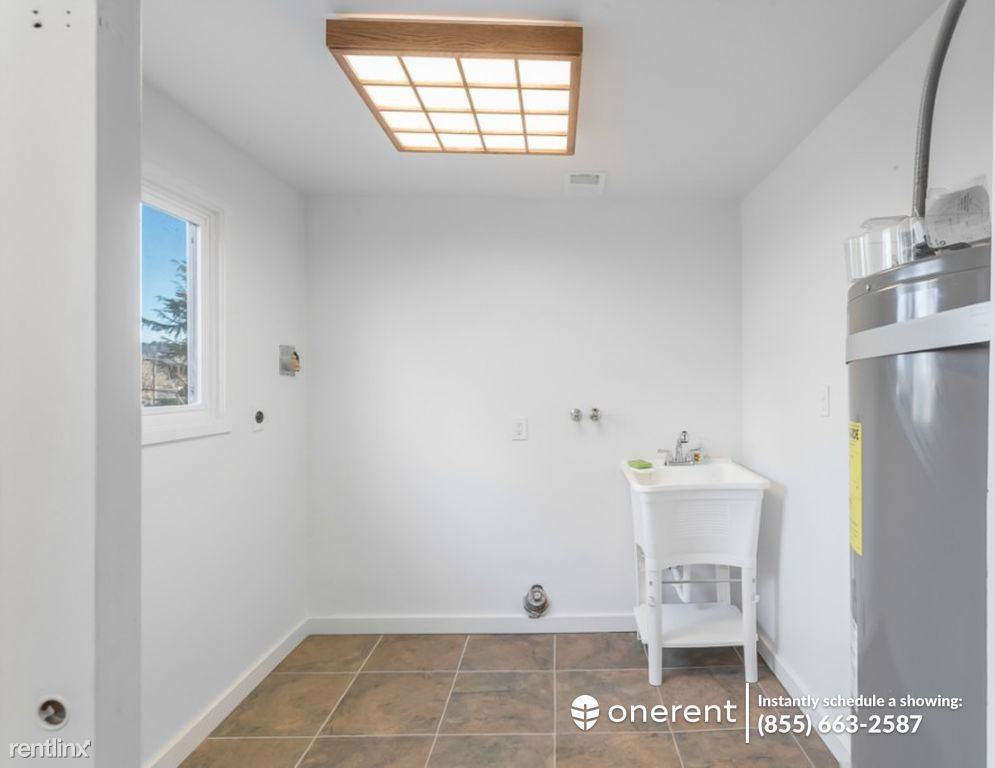 18114 60th Pl NE - Photo 2 of 24