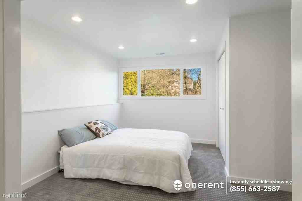 18114 60th Pl NE - Photo 3 of 24