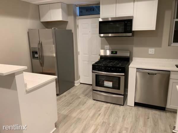 6316 7th St NW - Photo 2 of 8