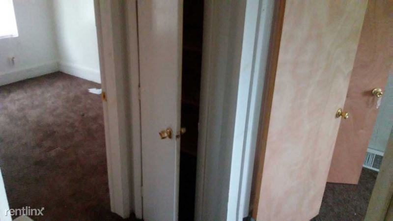 1204 Pine Street - Photo 2 of 7