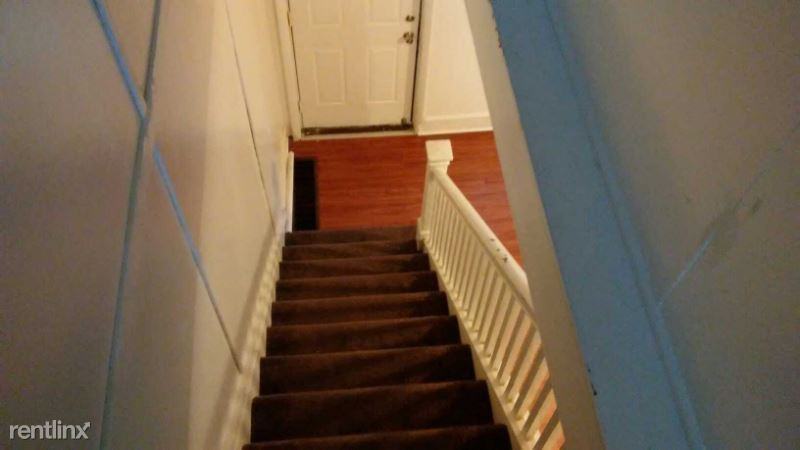 1204 Pine Street - Photo 3 of 7