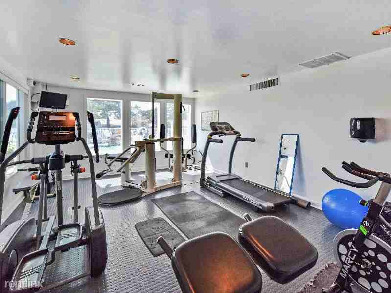 3665 Sandpiper Rd - Photo 3 of 17