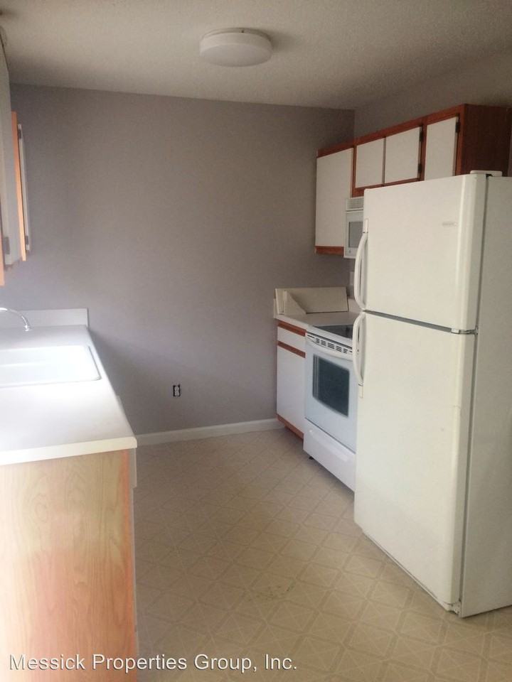 4152 Kennison Village Dr - Photo 3 of 8