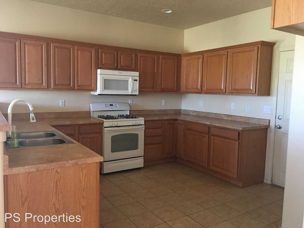 59 Evening Star Loop - Photo 2 of 11