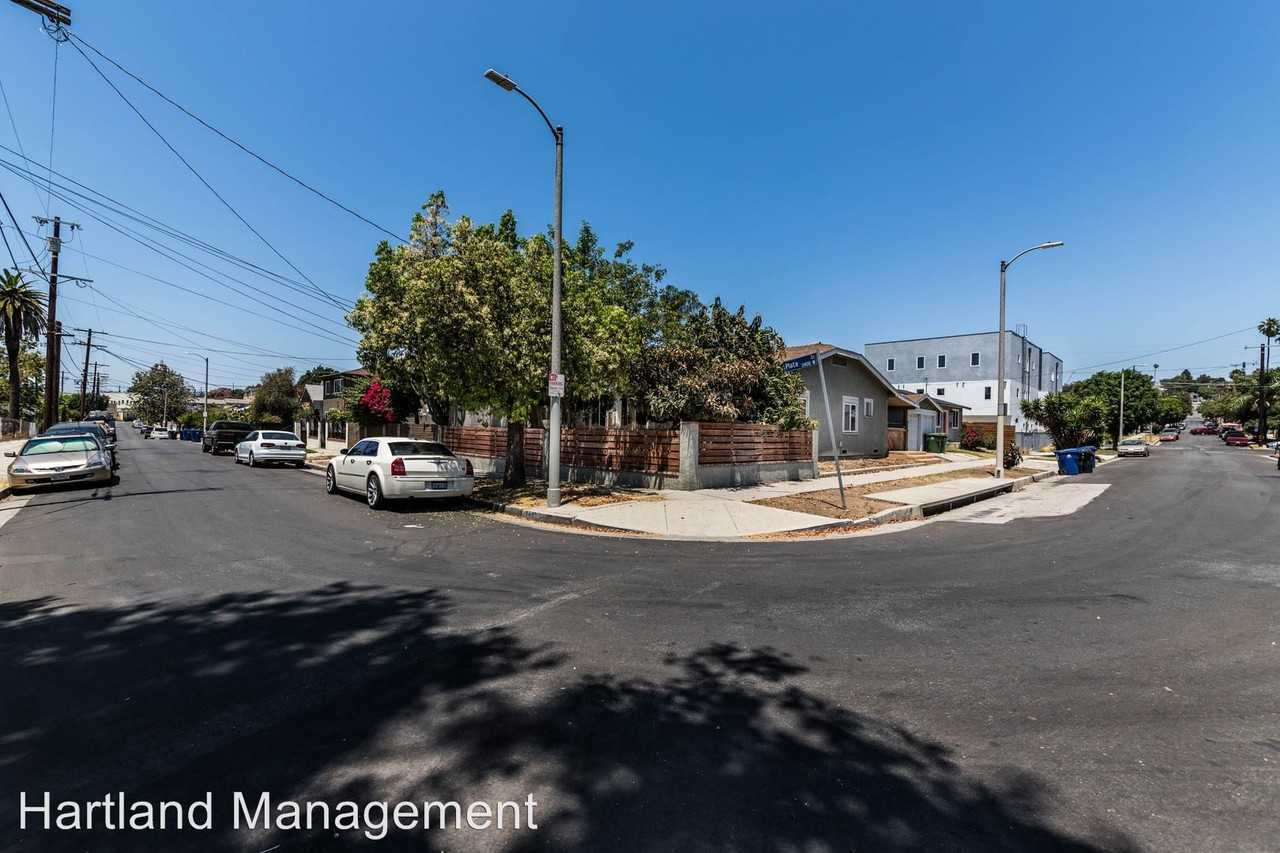 3401 Plata St - Photo 3 of 19