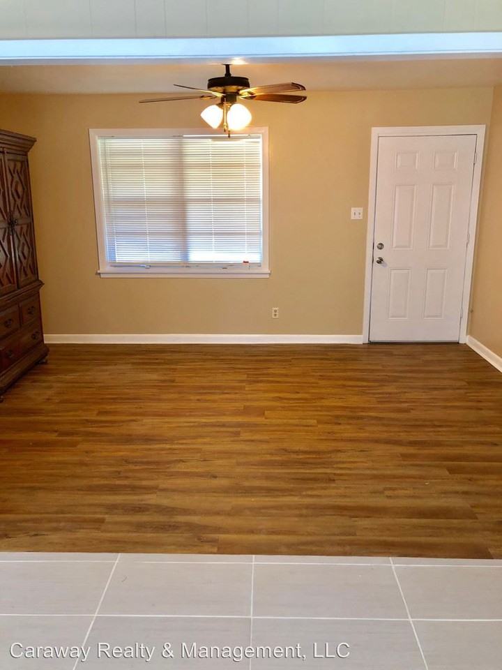 5601 Cross Timbers Dr - Photo 3 of 8