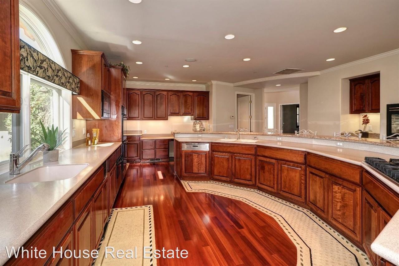 27380 Eagle View Ct - Photo 2 of 36