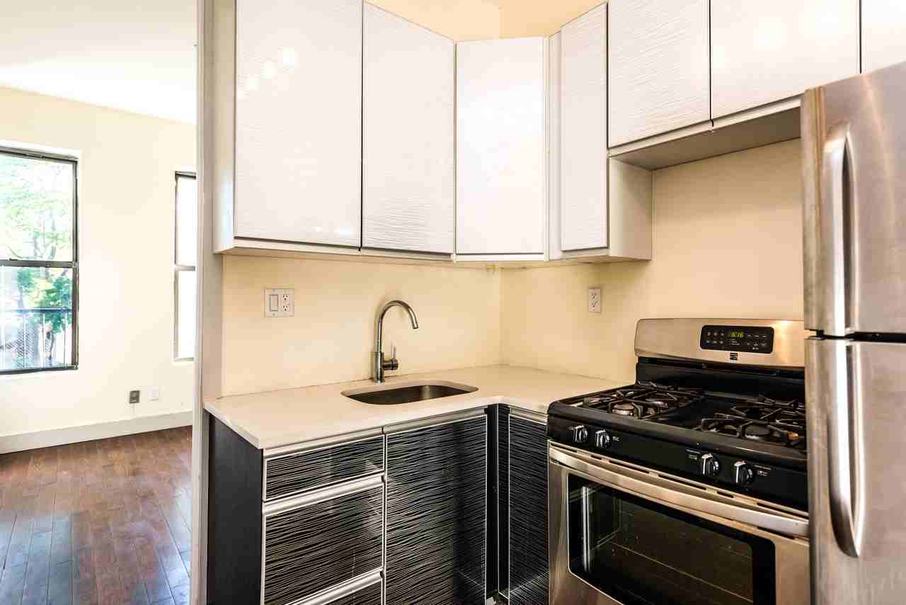 26 Wilson Avenue #20ZR