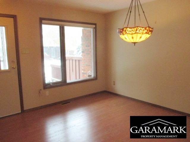 St. Mary's, 1692-5 - Photo 3 of 14