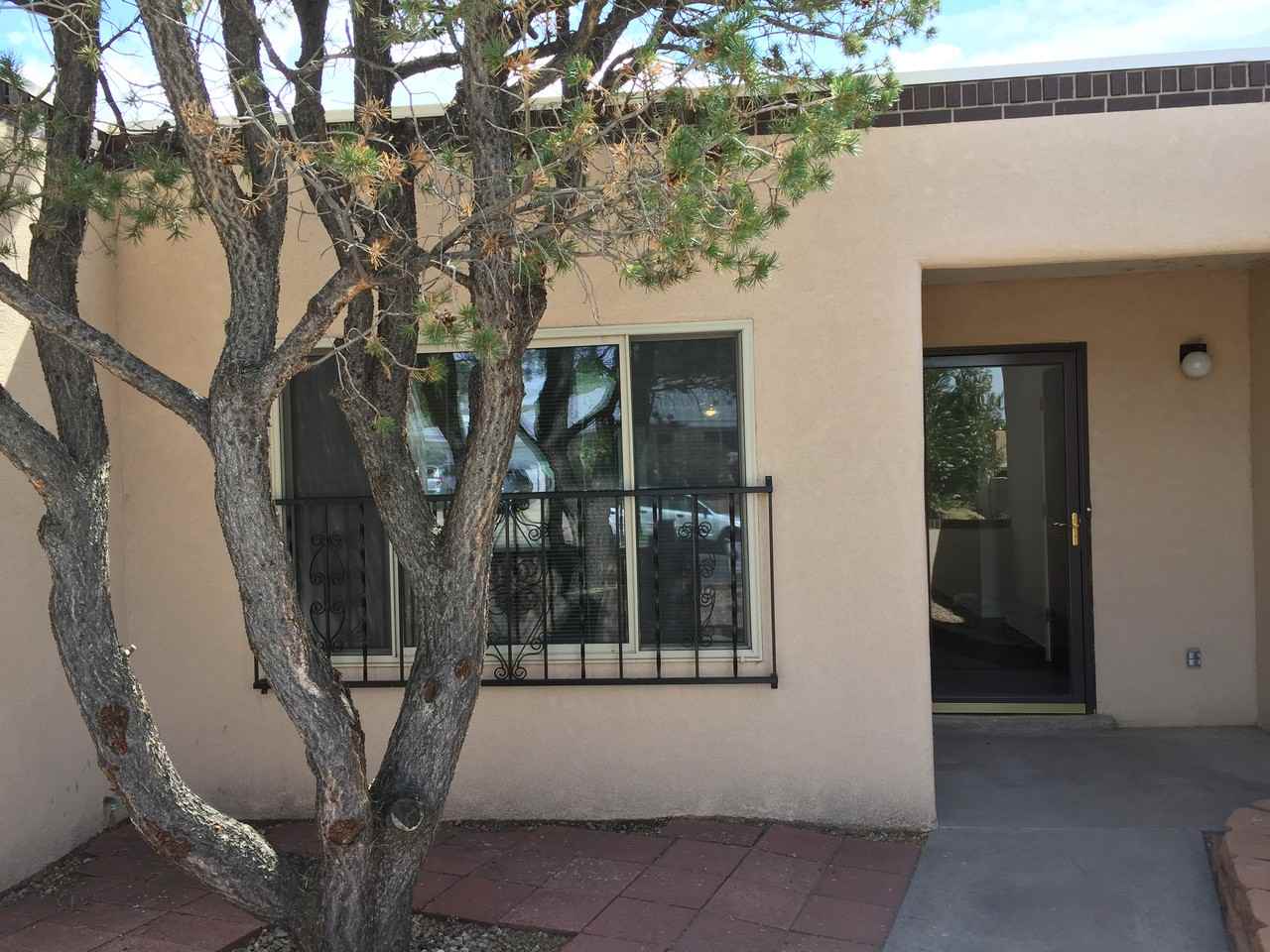 14208 Mocho Ave NE - Photo 2 of 44