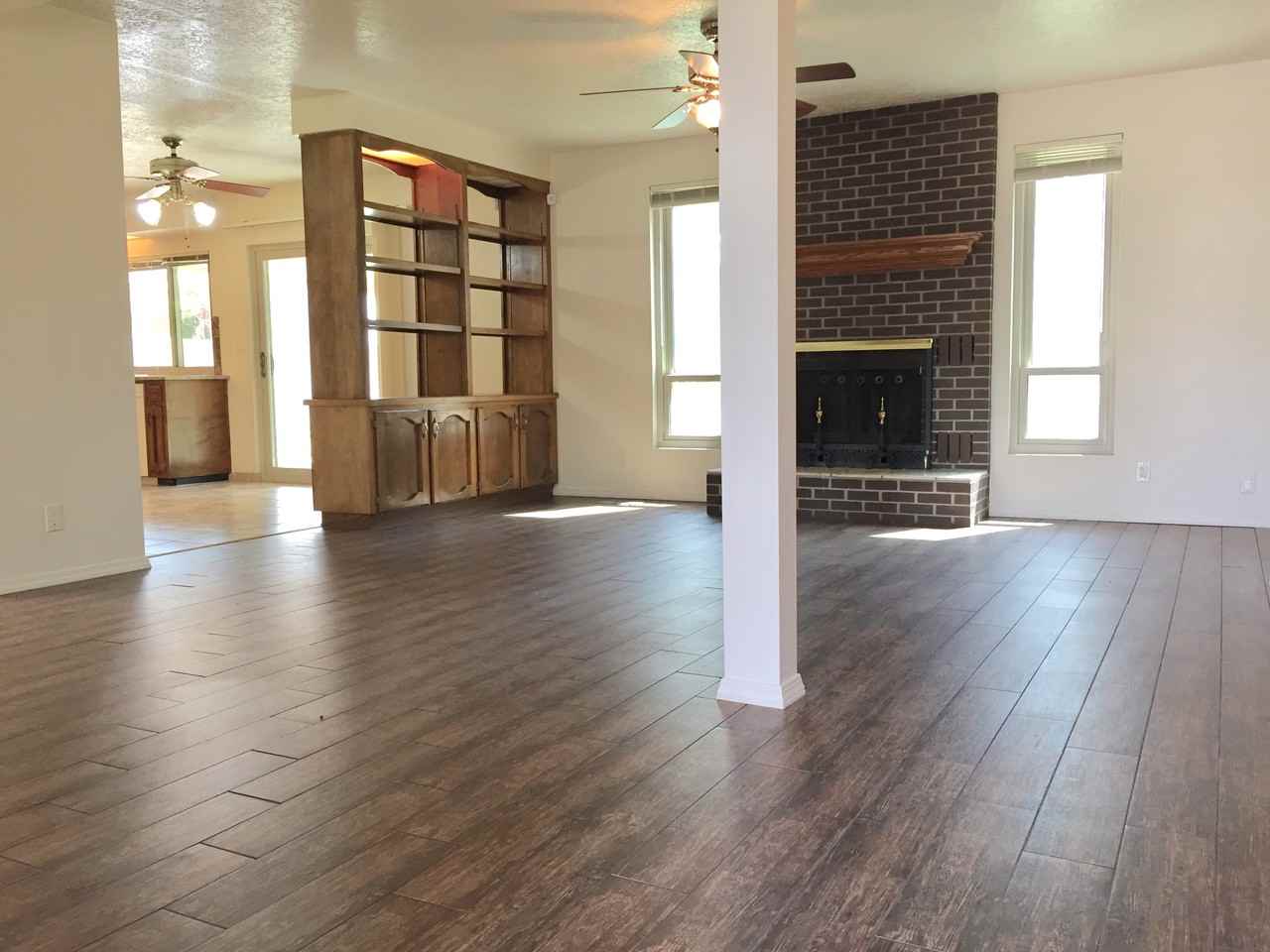 14208 Mocho Ave NE - Photo 3 of 44