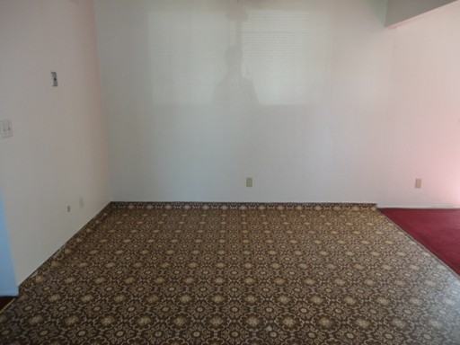 1437 N Westside St - Photo 3 of 6