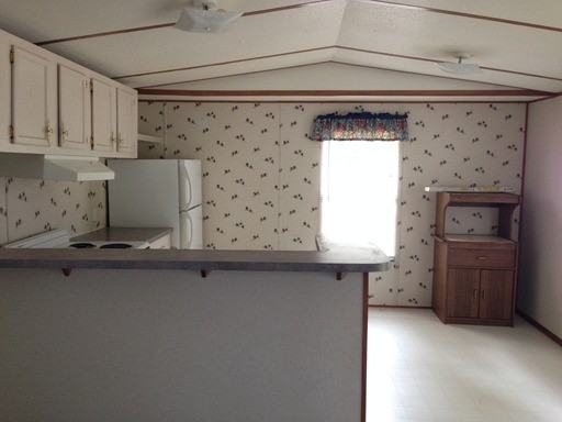 550 White Rd - Photo 3 of 7