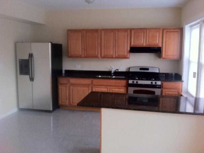 6230 S Artesian Ave - Photo 2 of 5