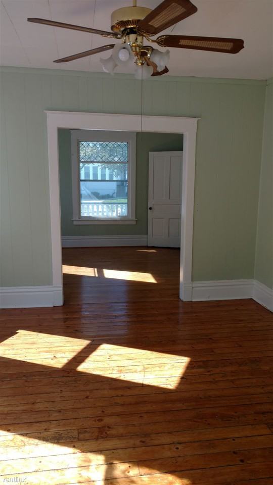 6545 5th Ave - Photo 3 of 8