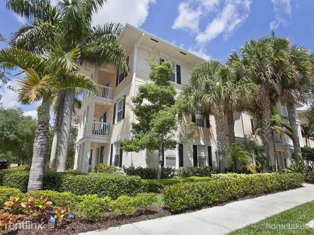 224 Murcia Dr - Photo 2 of 12