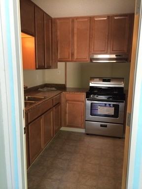 617 Adeline Pl - Photo 2 of 9