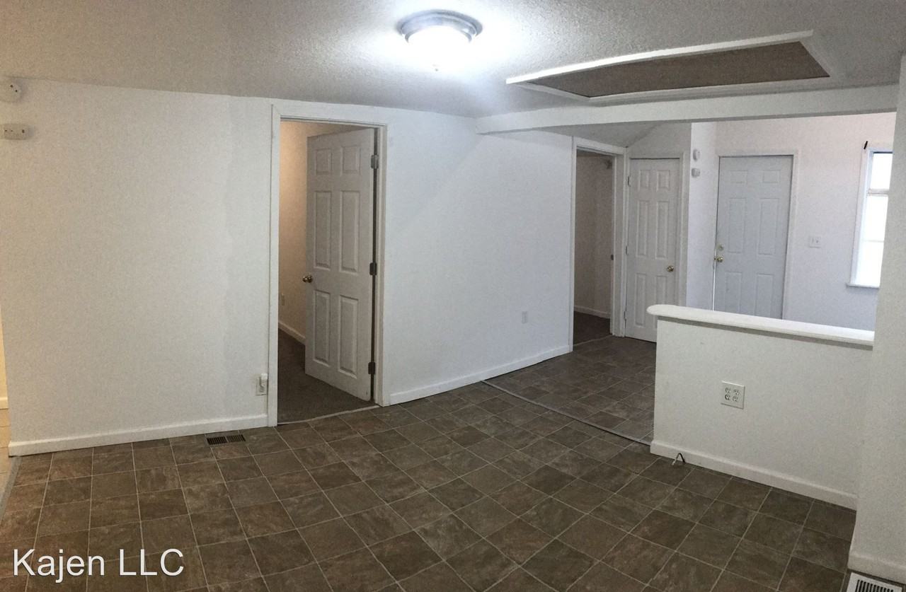 577 Overbrook - Photo 2 of 8