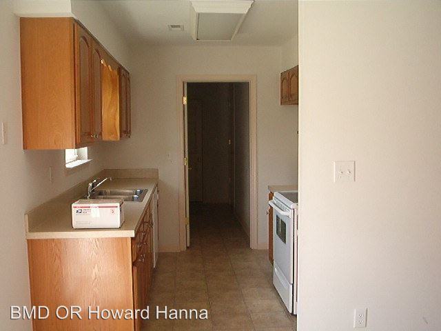 120 Taylors Ct - Photo 3 of 16