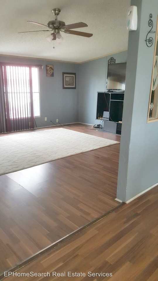 5983 Sixta Dr - Photo 2 of 10