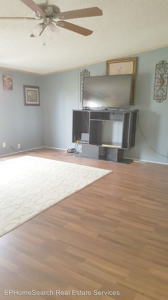 5983 Sixta Dr - Photo 3 of 10