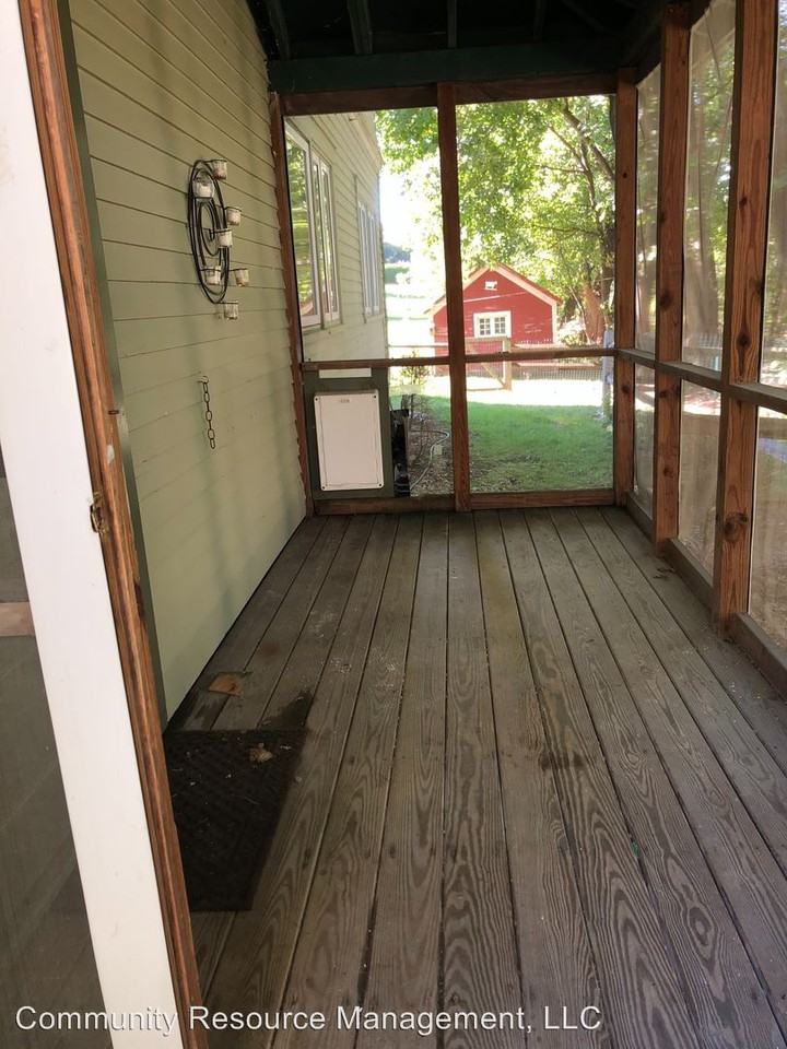 5 Corey Ln - Photo 2 of 16